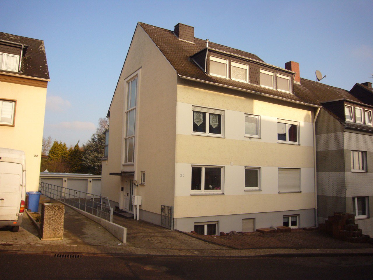 Foto Mehrfamilienhaus in Koblenz-Metternich
