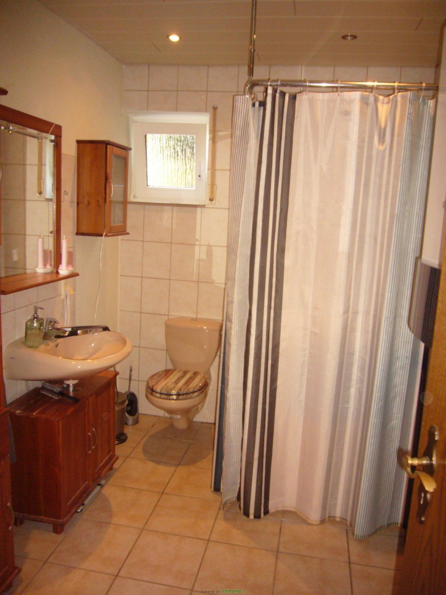 066 Badezimmer Einliegerwohnun Einfamilienhaus Lahnstein