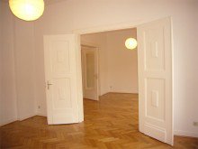 Durchgang Ess- Wohnbereich Sanierte Altbauwohnung 3-4 ZKB s�dl. Vorstadt mit Balkon