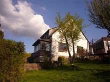 094 Seitenansicht1 Freistehendes Einfamilienhaus mit Atmosph�re in Eitelborn