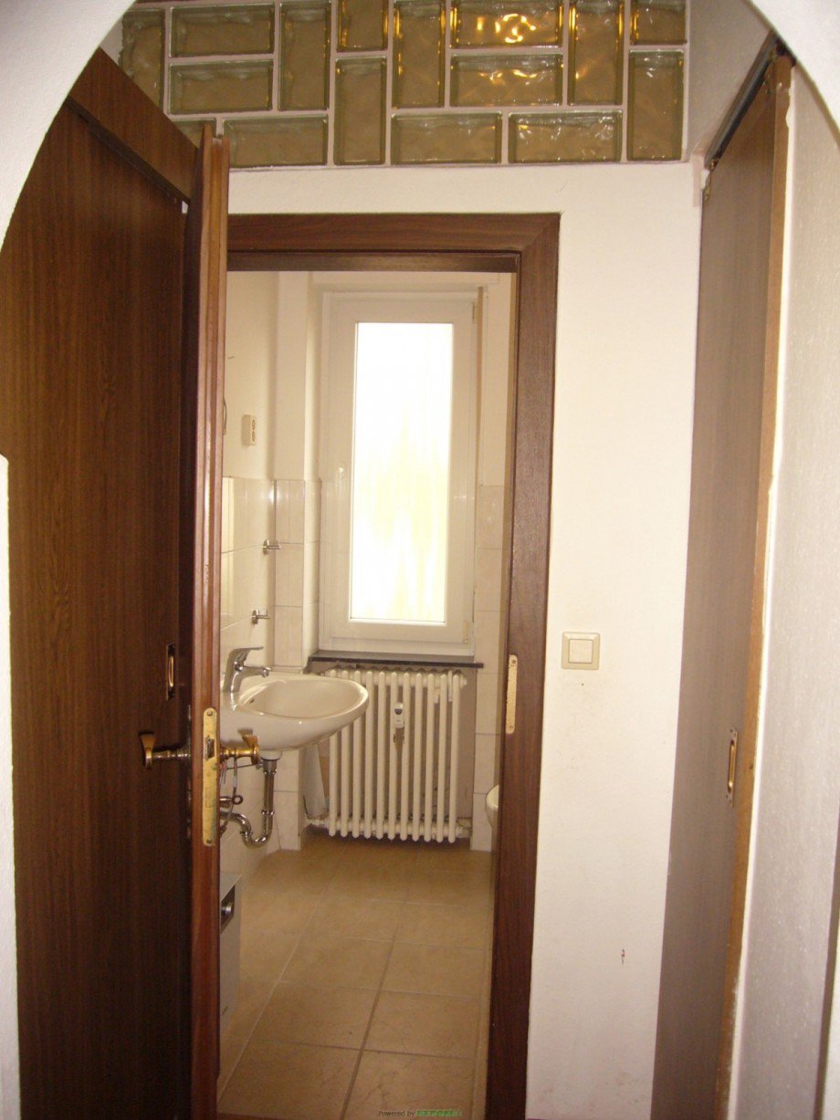 033 G�ste WC EG Mehrfamilienhaus Koblenz
