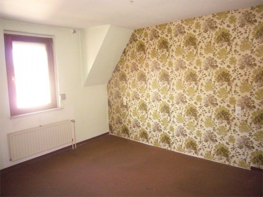 030 Zimmer1 DG Zweifamilienhaus Urmitz