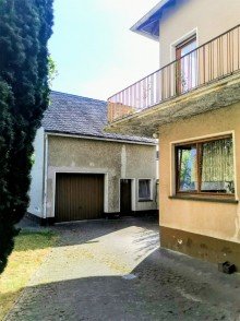 02 Einfamilienhaus mit Potenzial in zentraler Lage von Ochtendung