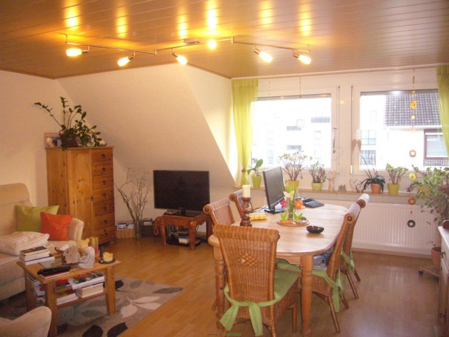 041 Wohn- Essbereich Whg. 2 DG Einfamilienhaus Lahnstein