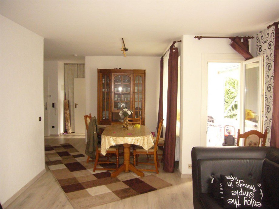 022 T�r zum Balkon Etagenwohnung Koblenz