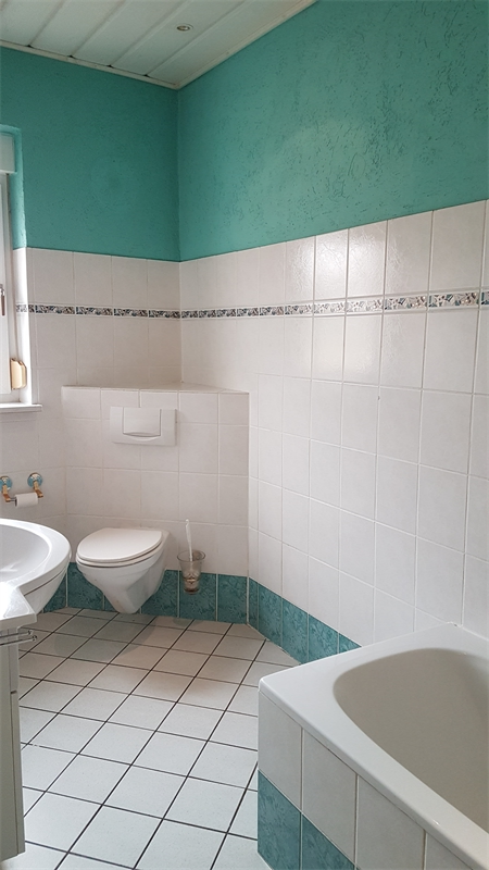 Bad EG Reihenmittelhaus Rhens