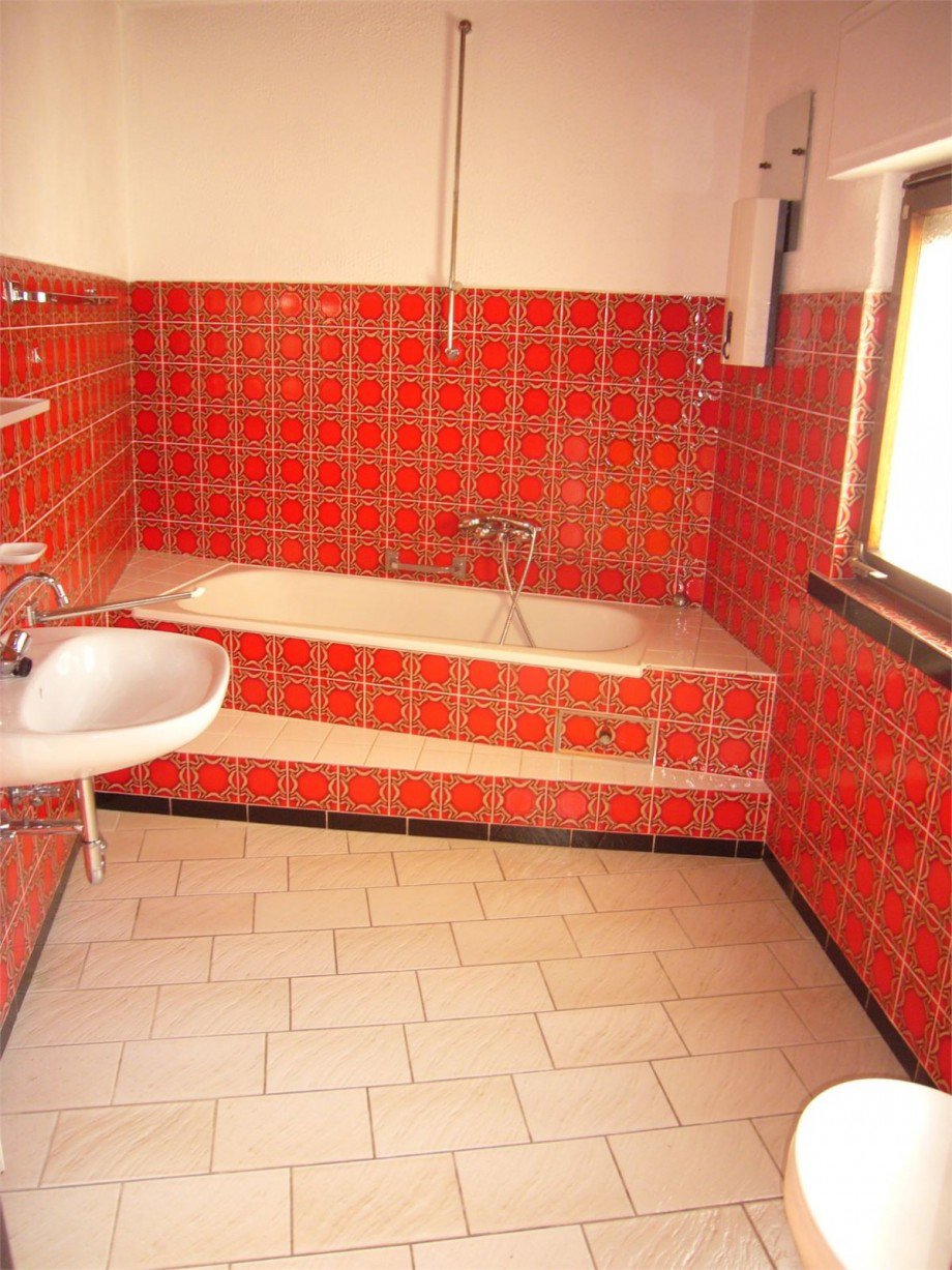 010 Bad EG Zweifamilienhaus Urmitz