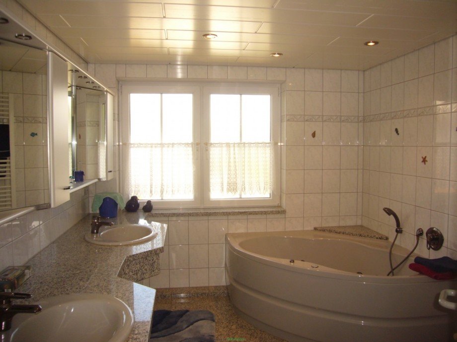 031 Badezimmer Einfamilienhaus Winningen