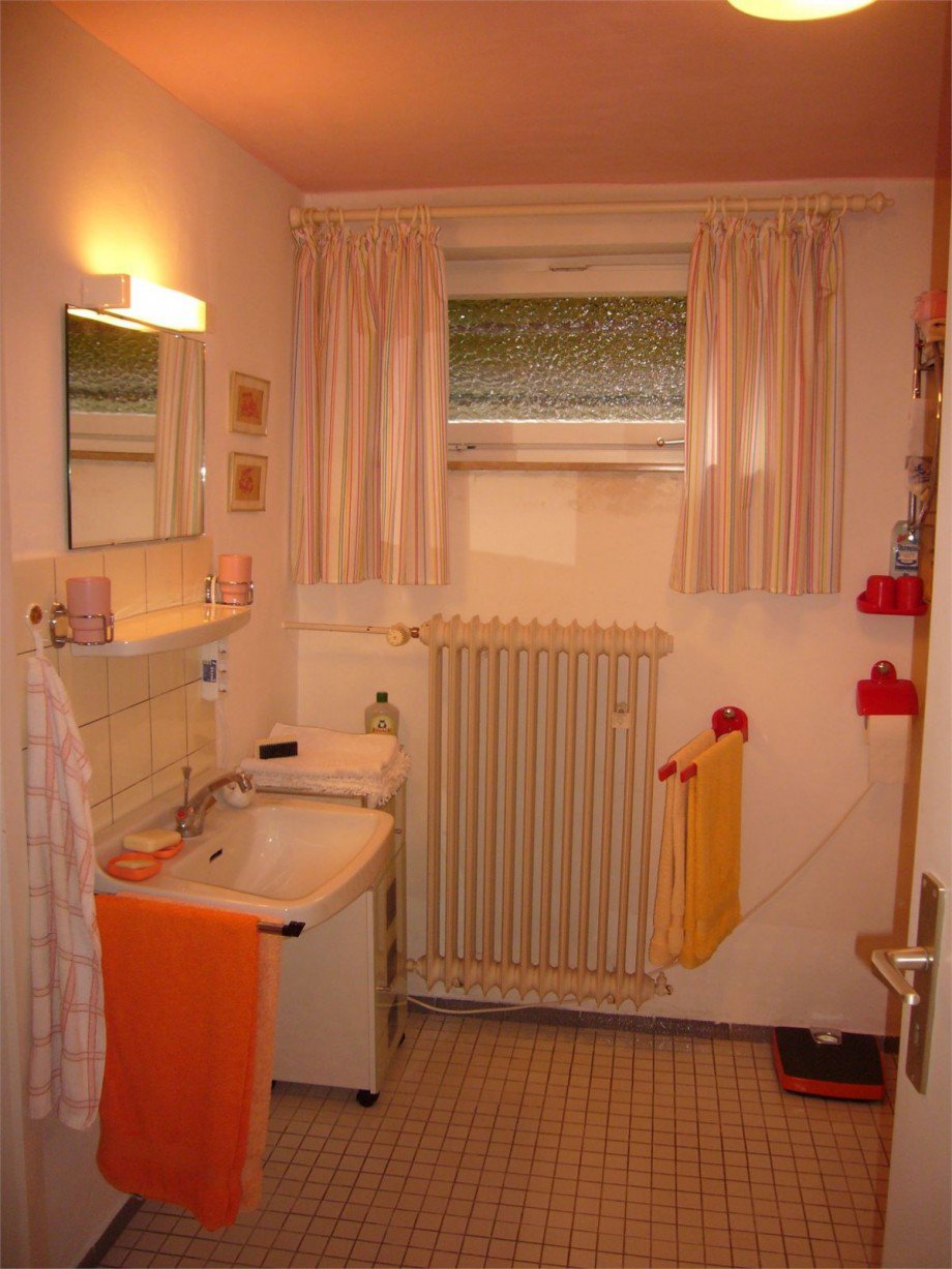 044 Badezimmer Untergeschoss Einfamilienhaus Koblenz