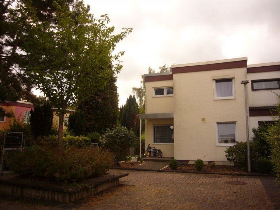 039 Vorderansicht Einfamilienhaus Koblenz