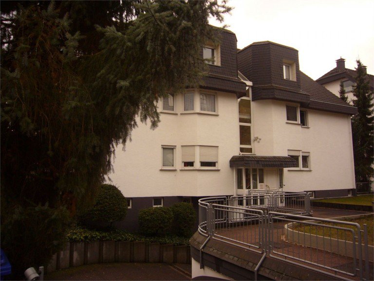 057 Vorderansicht Koblenz - Metternich Etagenwohnung Traumhafte Eigentumswohnung mit au�ergew�hnlichem Moselblick in Koblenz-Metternich
