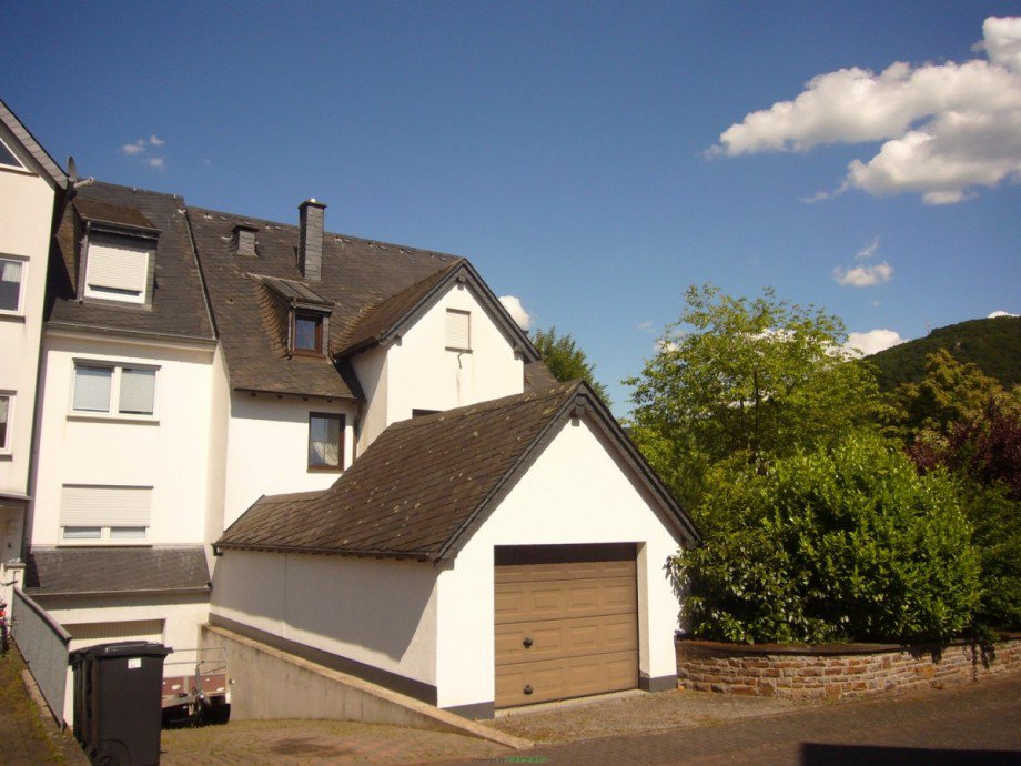 052 R�ckansicht Garage Einfamilienhaus Winningen