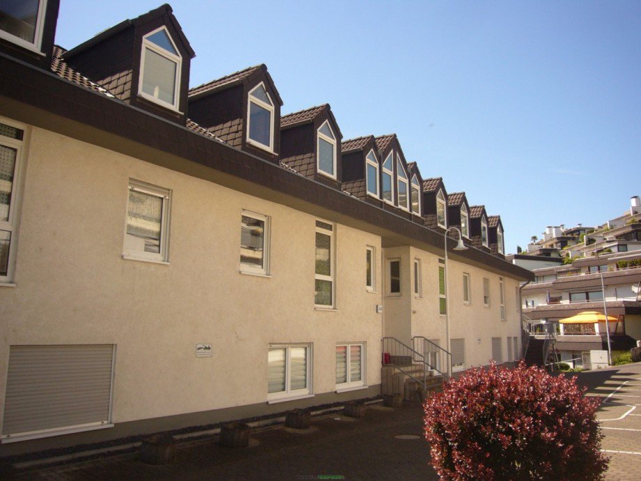 042 Vorderansicht Etagenwohnung Vallendar