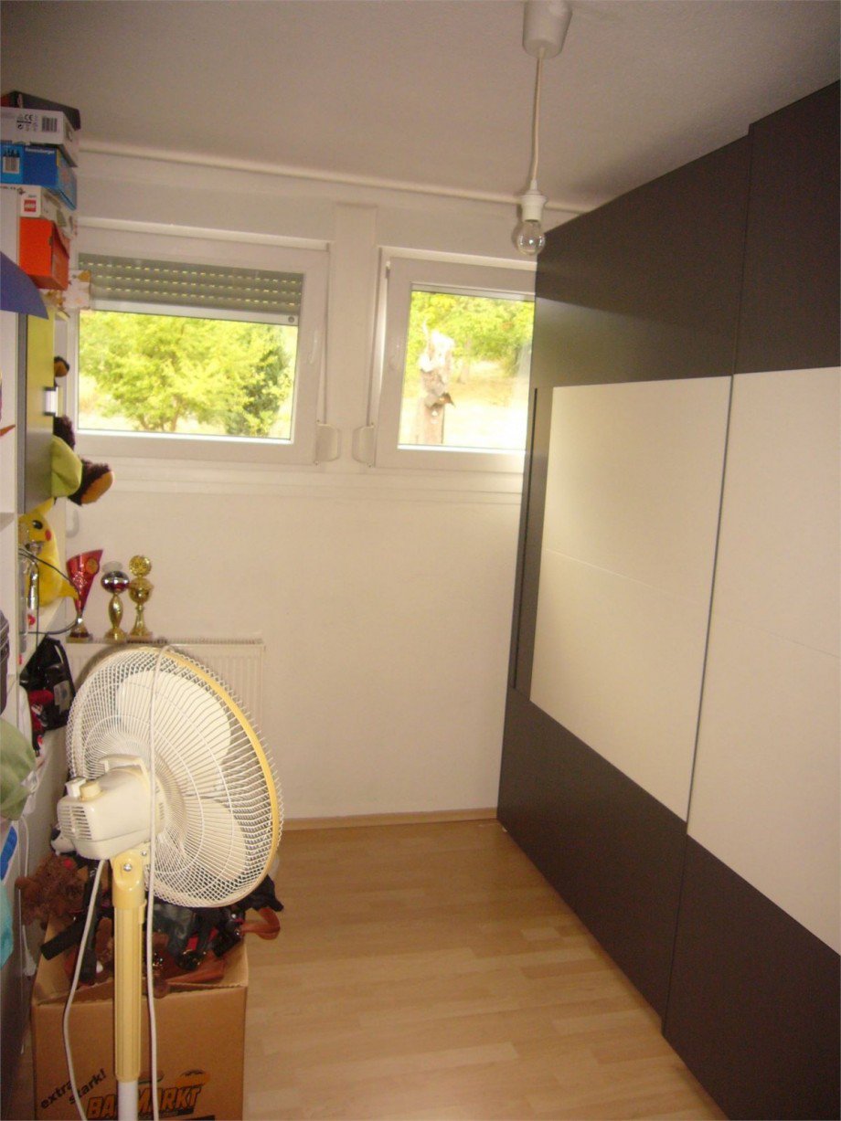 048 Zimmer1 OG Einfamilienhaus Lahnstein