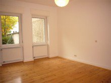 Zimmer1 Sanierte Altbauwohnung 3-4 ZKB s�dl. Vorstadt mit Balkon