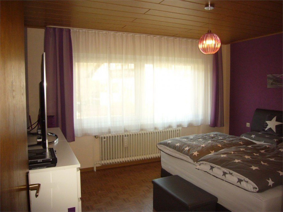 047 Schlafzimmer UG Zweifamilienhaus Nievern