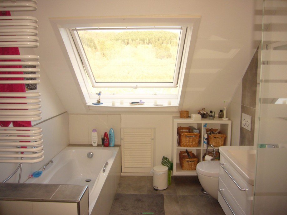 045 Badezimmer Dachgeschoss Einfamilienhaus Lahnstein