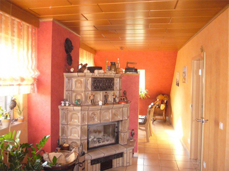 057 Kachelofen Etagenwohnung Rhens