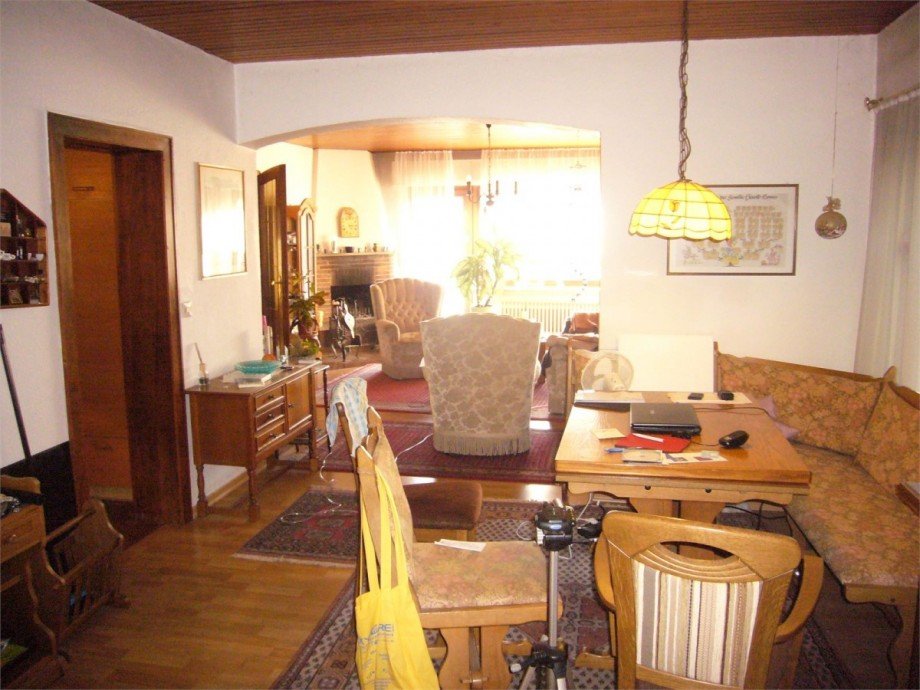 080 Wohnzimmer1 - EG Mehrfamilienhaus Waldesch