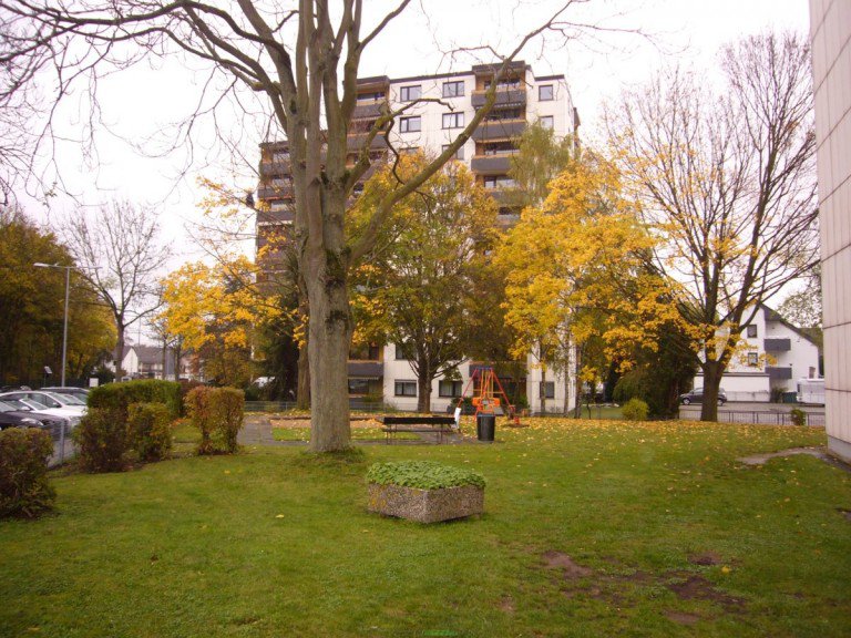 P1240117 Seitenansicht Andernach - Andernach Wohn- / Gesch�ftshaus Anlage - Eigentumswohnung in Andernach mit Traumblick