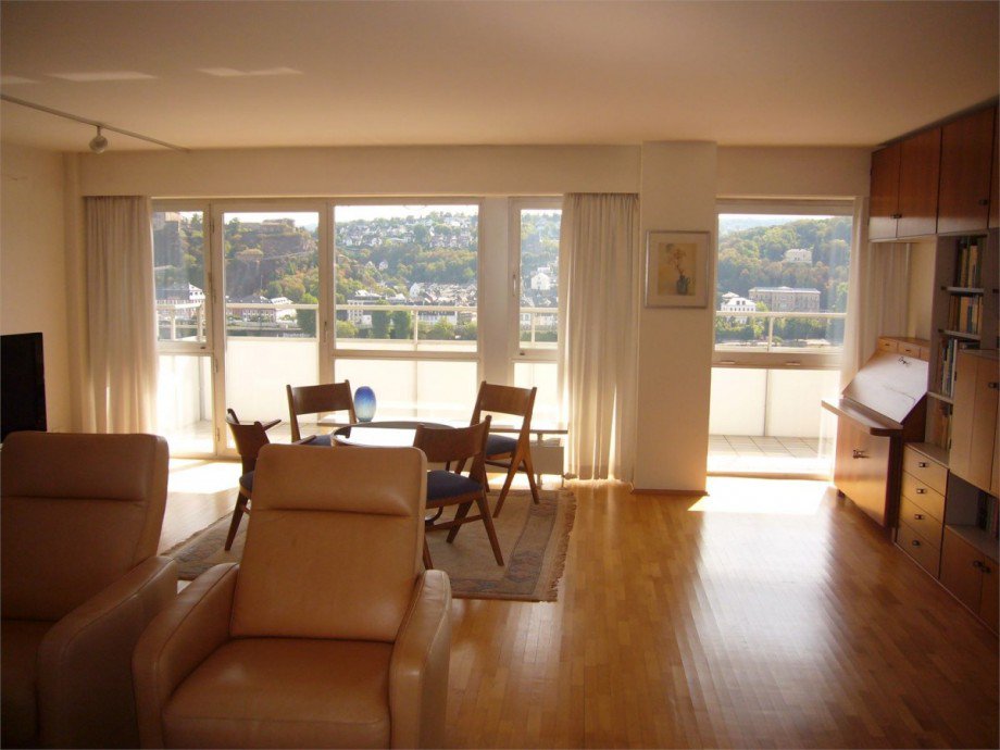 023 Wohnzimmer2 Etagenwohnung Koblenz