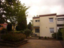039 Vorderansicht Einfamilien-Reiheneckhaus in Koblenz-Karthause