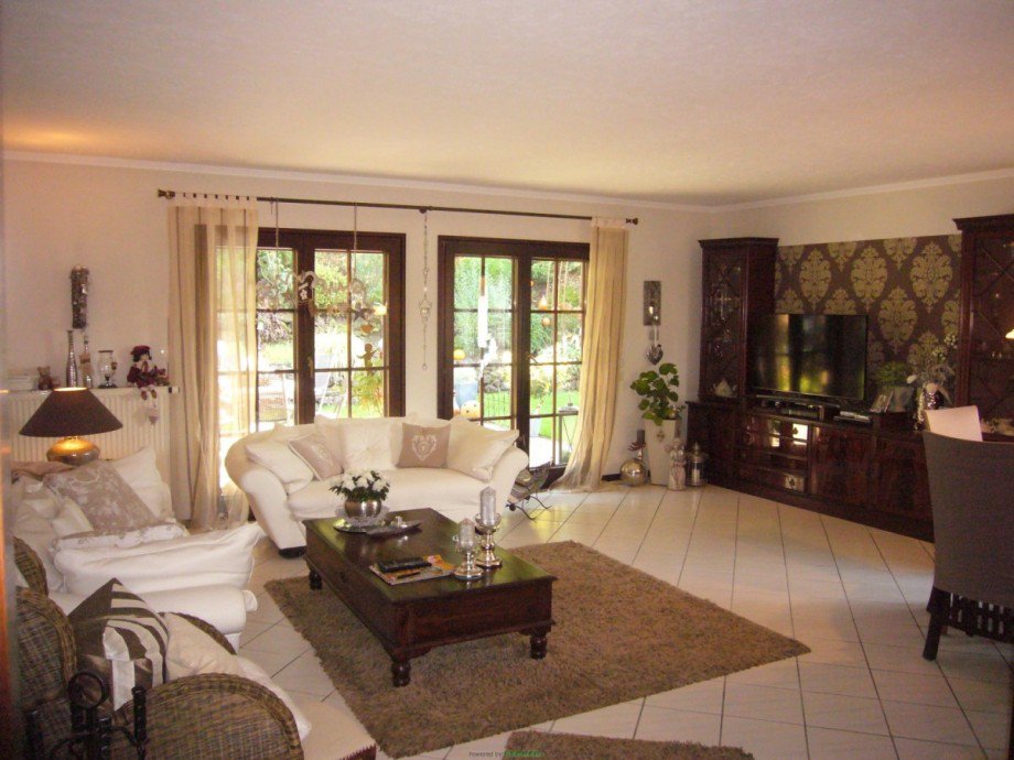 P1240066 Wohnzimmer2 Einfamilienhaus Bassenheim