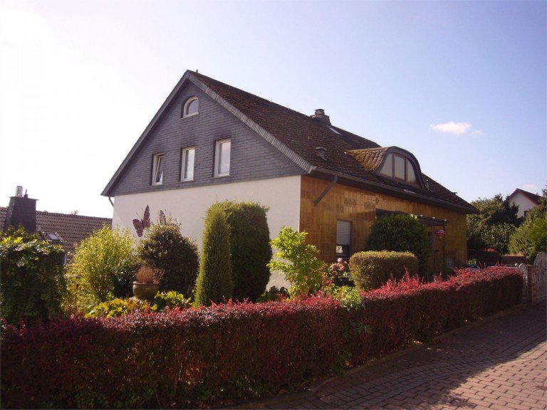 036 Stra�enansicht Lonnig - Lonnig Einfamilienhaus Wohnhaus f�r die gro�e Familie mit Bauplatz in Lonnig