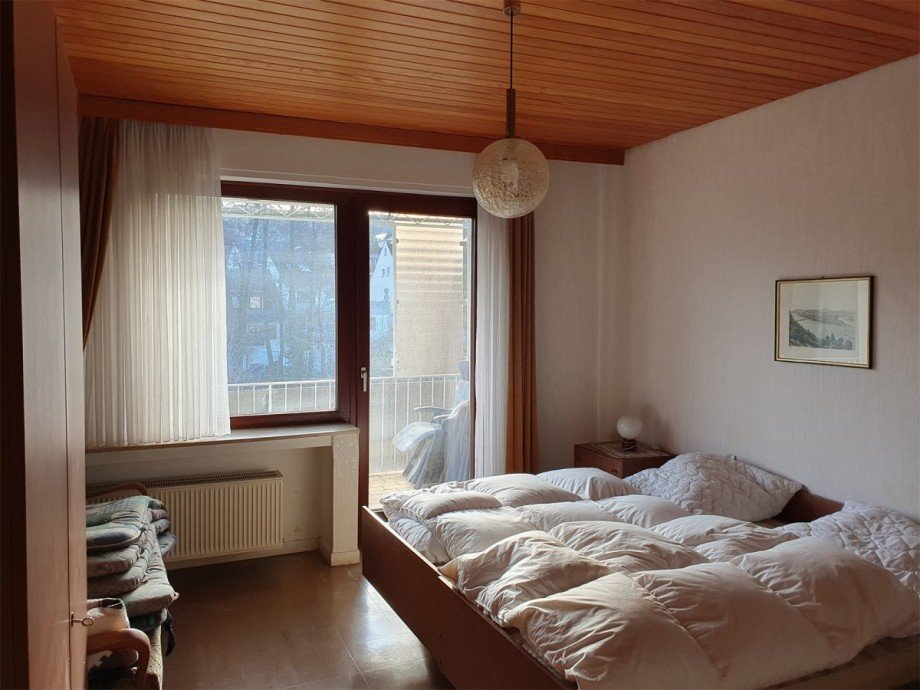 Schlafzimmer 02 Einfamilienhaus Rhens