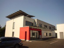 007 Neuwertiges B�rogeb�ude mit Halle in Koblenz Arenberg