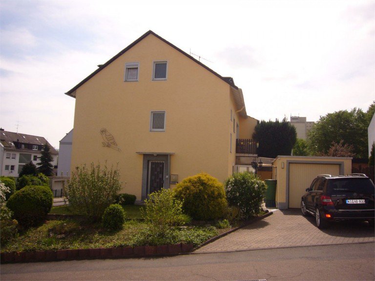 Stra�enansicht Koblenz - Metternich Einfamilienhaus Gro�es Einfamilienhaus in Koblenz-Metternich