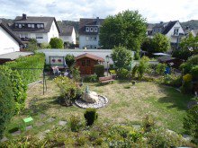 P1000196 Garten Anlageobjekt - Freistehendes Mehrfamilienhaus in Rhens