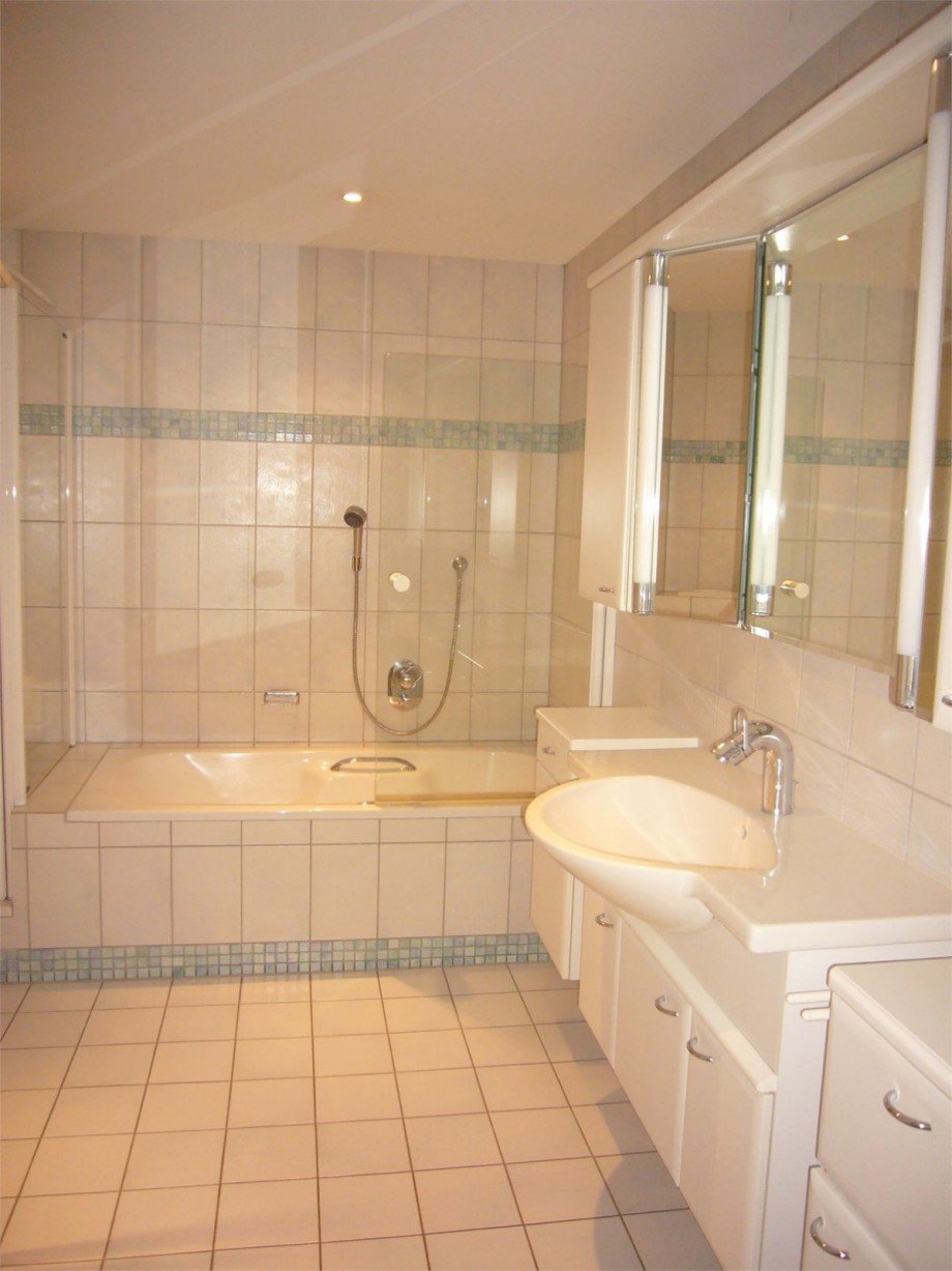 004 Bad2 Etagenwohnung Koblenz