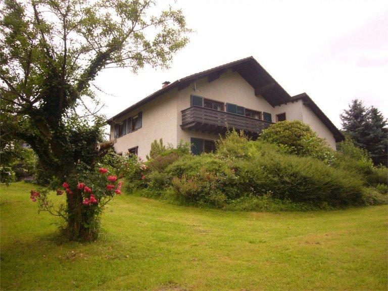 Hausansicht Hillscheid - Hillscheid Einfamilienhaus Einfamilienhaus mit traumhaft sch�nem Gartengrundst�ck in Hillscheid