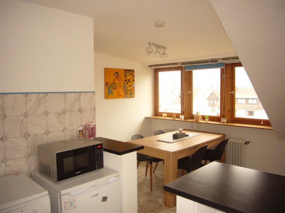 P1240833 Wohnung DG Mehrfamilienhaus Rhens