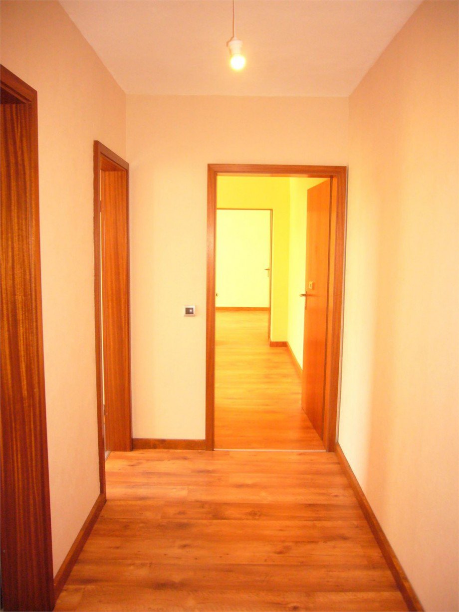 017 Flur Etagenwohnung Koblenz