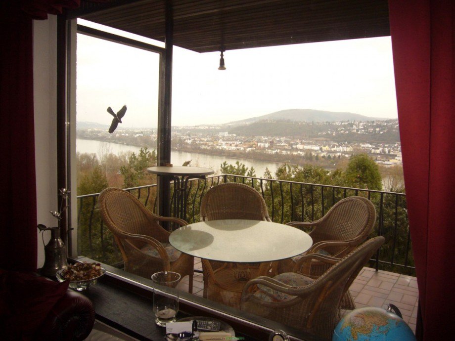 049 Sitzplatz BalkonAusblick Einfamilienhaus Rhens