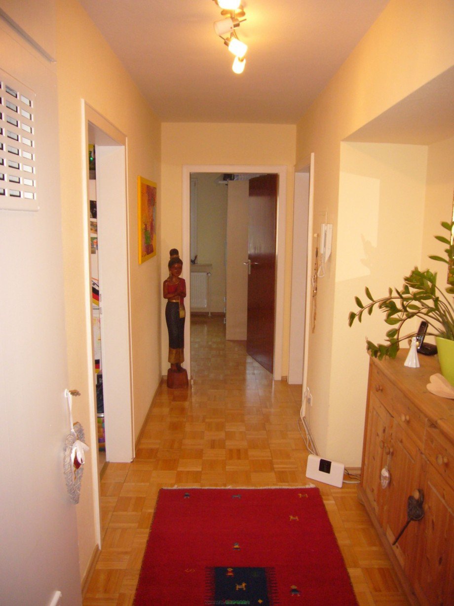 046 Flur Whg. 2 DG Einfamilienhaus Lahnstein