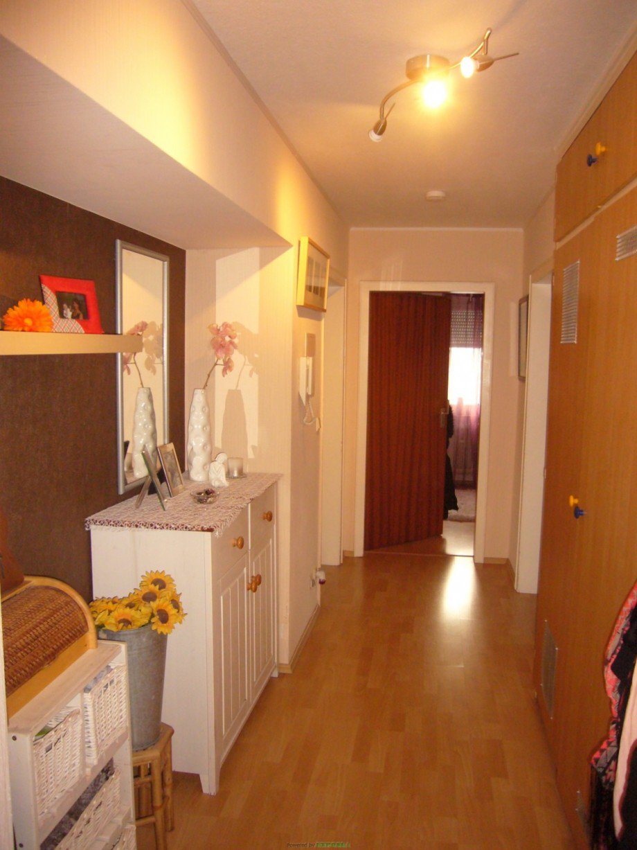 024 Flur Whg. 1 DG Einfamilienhaus Lahnstein