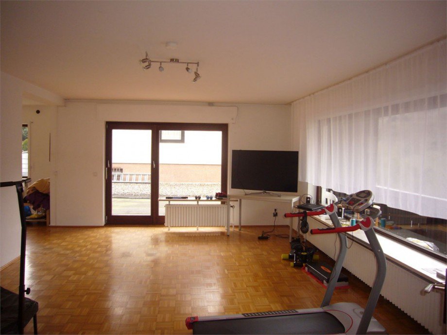 082 Wohnzimmer EG Zweifamilienhaus Nievern