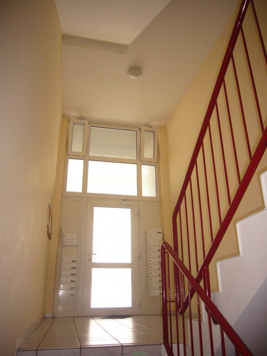 040 Eingangsbereich Etagenwohnung Vallendar